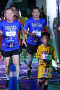 BIB: 4381, 364, 3028
                            <button type="button" onclick="openModal(26226377)" class="btn btn-primary btn-sm float-right btn-popup" data-toggle="modal" data-target=".modal-high-quality">
                        <i class="fas fa-shopping-cart"></i> Add to Cart
                    </button>
                                            <button type="button" onclick="isThisMe(26226377, true)" class="btn btn-success btn-sm float-right btn-popup btn-isme hidden" data-toggle="tooltip" data-placement="bottom" title="นี่คือรูปของคุณใช่ไหม คลิกที่นี่เพื่อเอาเข้าอัลบั้ม">
                        <i class="fas fa-plus"></i> Add to album
                    </button>
                    <button type="button" onclick="isThisMe(26226377, false)" class="btn btn-warning btn-sm float-right btn-popup btn-isnotme hidden">
                        <i class="fas fa-ban"></i> Remove from album
                    </button>